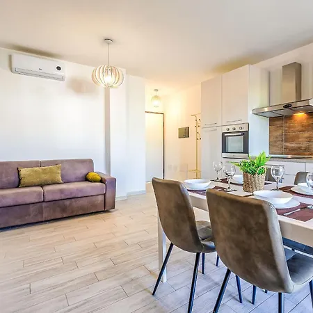 Granello Di Sole By Interhome Apartment *